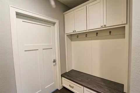 1206 Walnut St, Decorah, IA 52101 photo 10