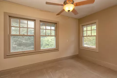 327 Sunset, Waterloo, IA 50701 photo 14
