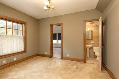 327 Sunset, Waterloo, IA 50701 photo 10