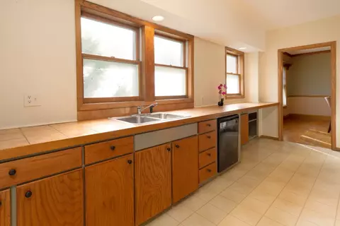 327 Sunset, Waterloo, IA 50701 photo 8