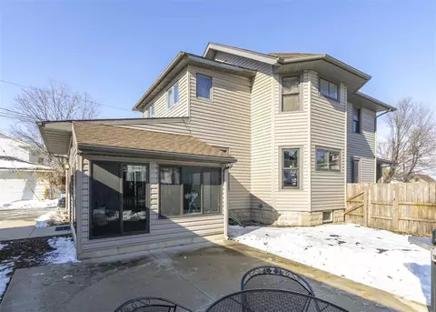 215 E 9th St, Cedar Falls, IA 50613 photo 20