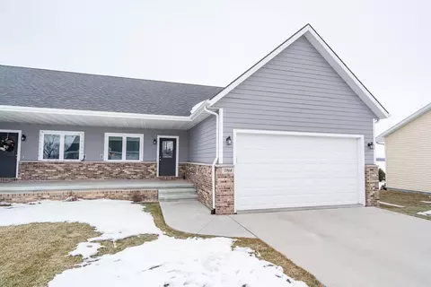 1964 Red Tail, Waterloo, IA 50701 photo 1