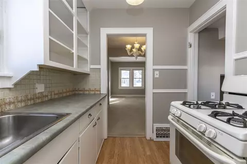 305 Bertch Ave, Waterloo, IA 50702 photo 7