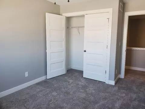 815 Grindstone Cir, Waterloo, IA 50702 photo 7