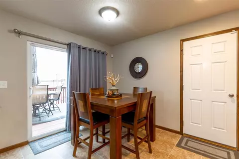 4907 Millenium Dr, Cedar Falls, IA 50613 photo 9