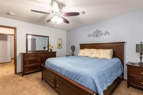 4907 Millenium Dr, Cedar Falls, IA 50613 photo 11