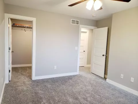 812 Grindstone Cir, Waterloo, IA 50702 photo 8