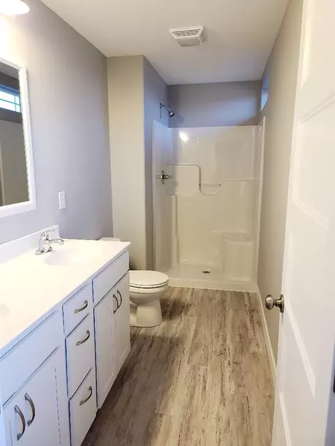 812 Grindstone Cir, Waterloo, IA 50702 photo 7