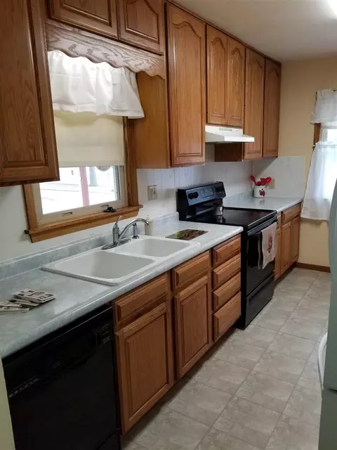 649 Stephan Ave, Waterloo, IA 50701 photo 7