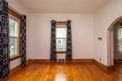 141 Summit Dr, Waterloo, IA 50701 photo 3