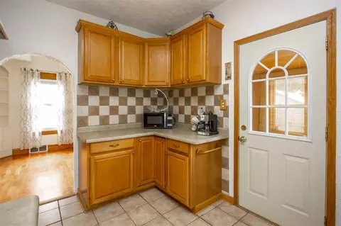 141 Summit Dr, Waterloo, IA 50701 photo 13