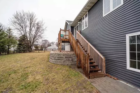 205 Ogden Ave, Waterloo, IA 50707 photo 20
