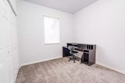 205 Ogden Ave, Waterloo, IA 50707 photo 15