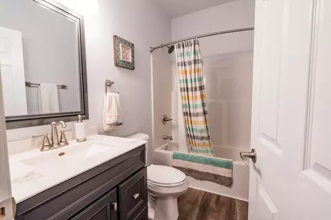 205 Ogden Ave, Waterloo, IA 50707 photo 12
