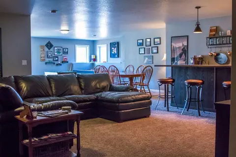 1005 Walnut St, Decorah, IA 52101 photo 13