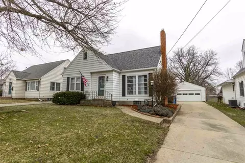 433 Cornwall Ave, Waterloo, IA 50702 photo 2