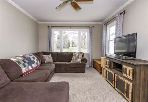 433 Cornwall Ave, Waterloo, IA 50702 photo 10