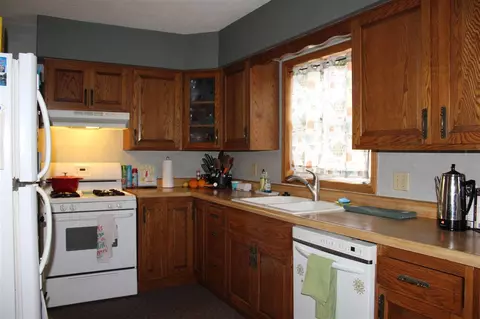 519 E Jackson, Shell Rock, IA 50670 photo 3