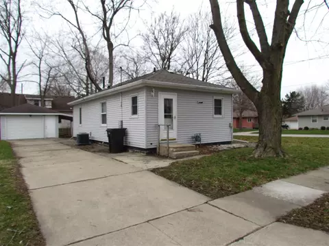 1656 Cornwall, Waterloo, IA 50702 photo 3