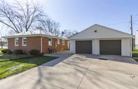 1000 Sheerer Ave, Waterloo, IA 50701 photo 18