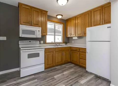 1000 Sheerer Ave, Waterloo, IA 50701 photo 6