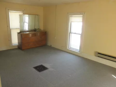 314 Maple St, Osage, IA 50461 photo 5