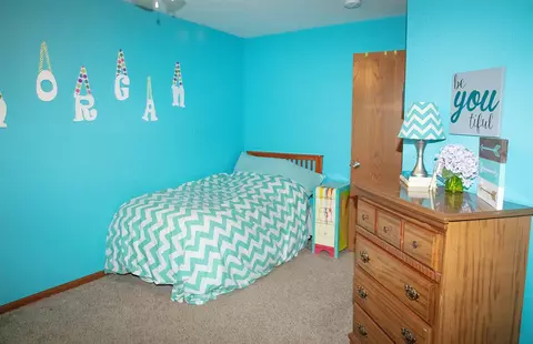 1734 Robin Rd, Waterloo, IA 50701 photo 25
