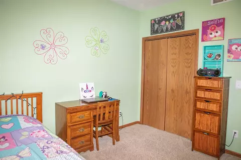 1734 Robin Rd, Waterloo, IA 50701 photo 15