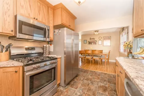 131 Letsch Rd, Waterloo, IA 50701 photo 9