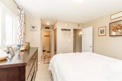 131 Letsch Rd, Waterloo, IA 50701 photo 12