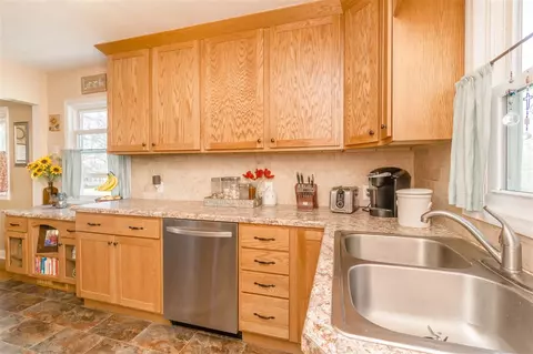131 Letsch Rd, Waterloo, IA 50701 photo 10