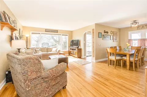131 Letsch Rd, Waterloo, IA 50701 photo 3