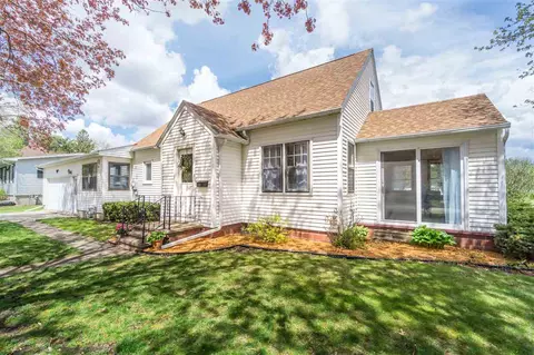 432 E 2nd, Readlyn, IA 50668 photo 2