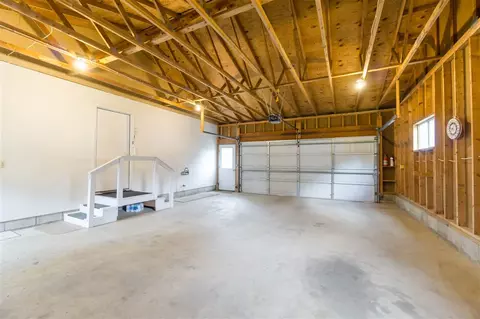 432 E 2nd, Readlyn, IA 50668 photo 19