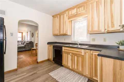 432 E 2nd, Readlyn, IA 50668 photo 7