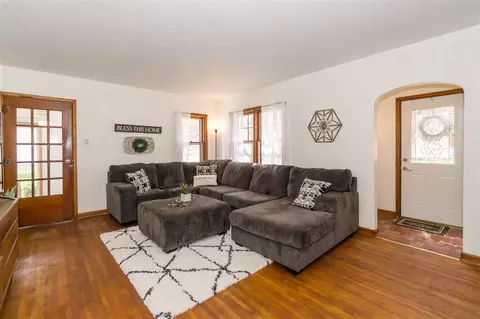 432 E 2nd, Readlyn, IA 50668 photo 5