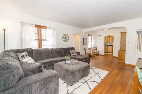 432 E 2nd, Readlyn, IA 50668 photo 3