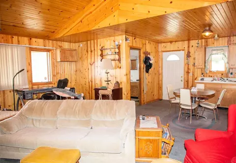1371 Wren Ave, Hampton, IA 50441 photo 23