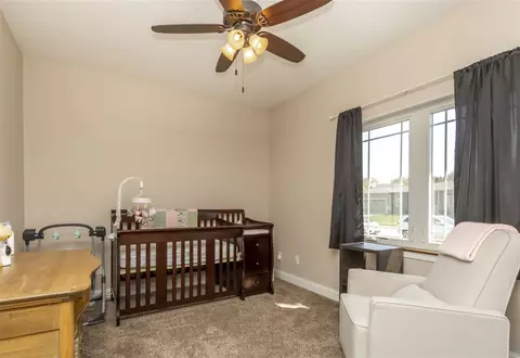 1886 Red Tail Dr, Waterloo, IA 50701 photo 15