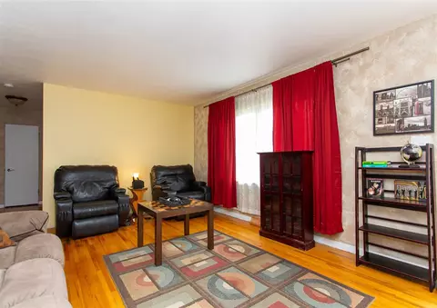 444 Devonshire Dr, Waterloo, IA 50701 photo 8