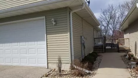 3832 Jay Ln, Waterloo, IA 50701 photo 21