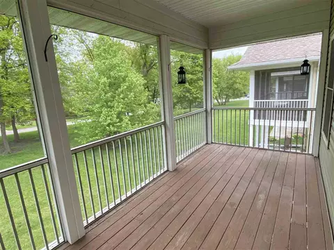 3832 Jay Ln, Waterloo, IA 50701 photo 10