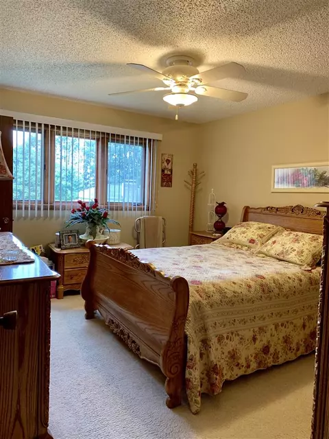 809 3rd St #5, Reinbeck, IA 50669 photo 6