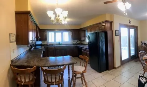 236 Devlin Cir, Cedar Falls, IA 50613 photo 4