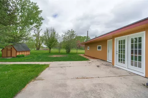 2558 Independence Ave, Waterloo, IA 50703 photo 30