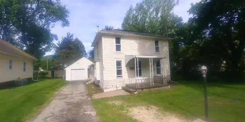 165 2nd St N, Maynard, IA 50655 photo 1