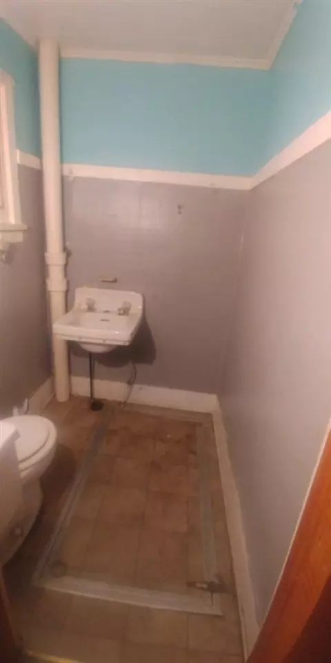 165 2nd St N, Maynard, IA 50655 photo 9