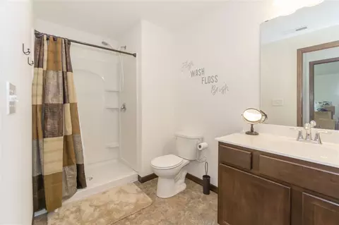 4420 Charm Dr, Waterloo, IA 50701 photo 23