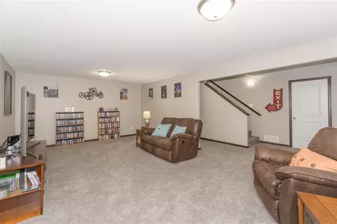 4420 Charm Dr, Waterloo, IA 50701 photo 22