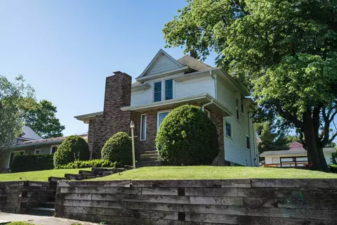 314 5th St, Gladbrook, IA 50635 photo 3